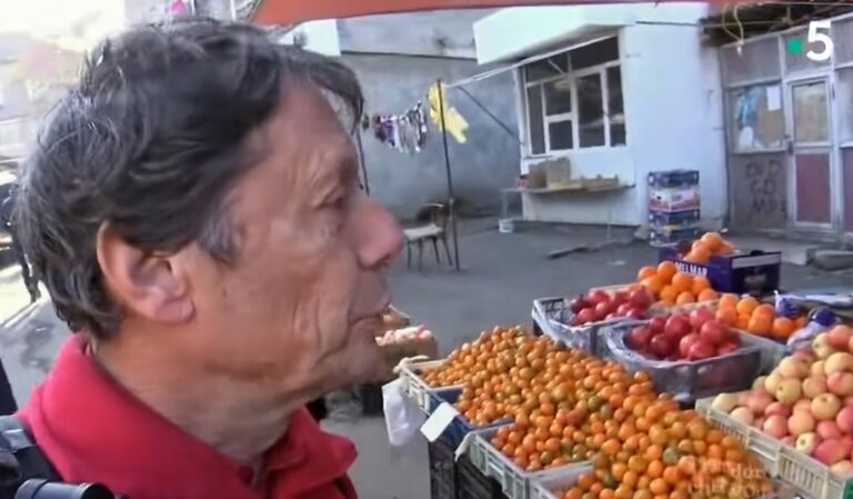 J&rsquo;irai Dormir Chez Vous au Vietnam avec Antoine de Maximy – Documentaire