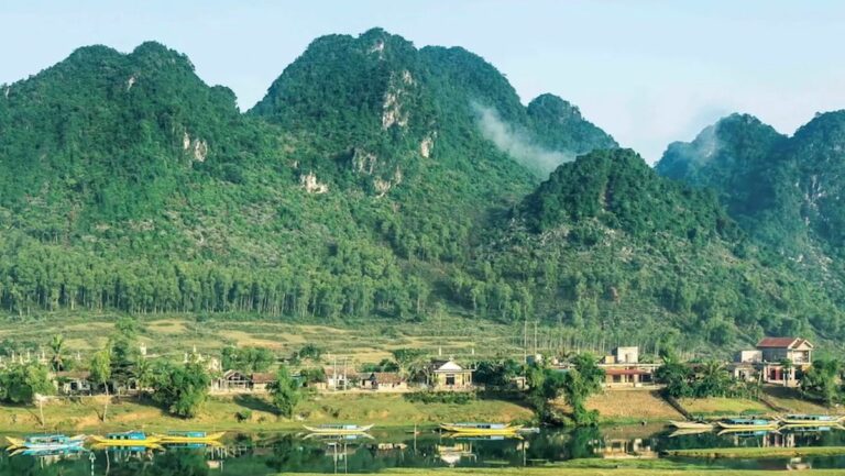 Explorez les merveilles cachées du Parc national de Phong Nha-Kẻ Bàng et plongez au cœur de la nature vietnamienne