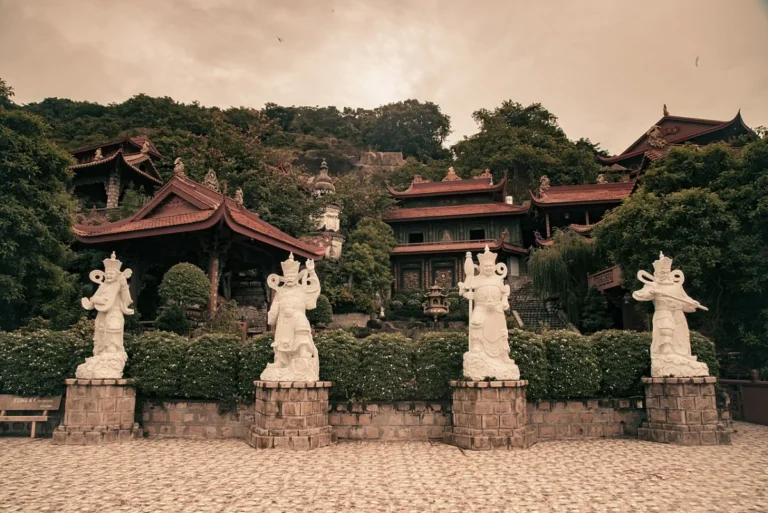 Pagode Hang – Phước Điền