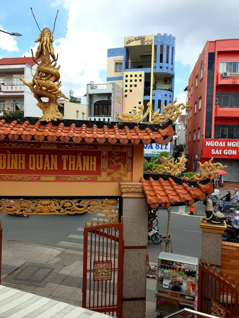 Temple Quán Thánh