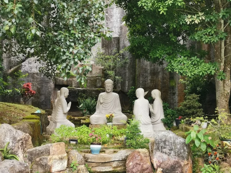 Pagode Vạn Linh